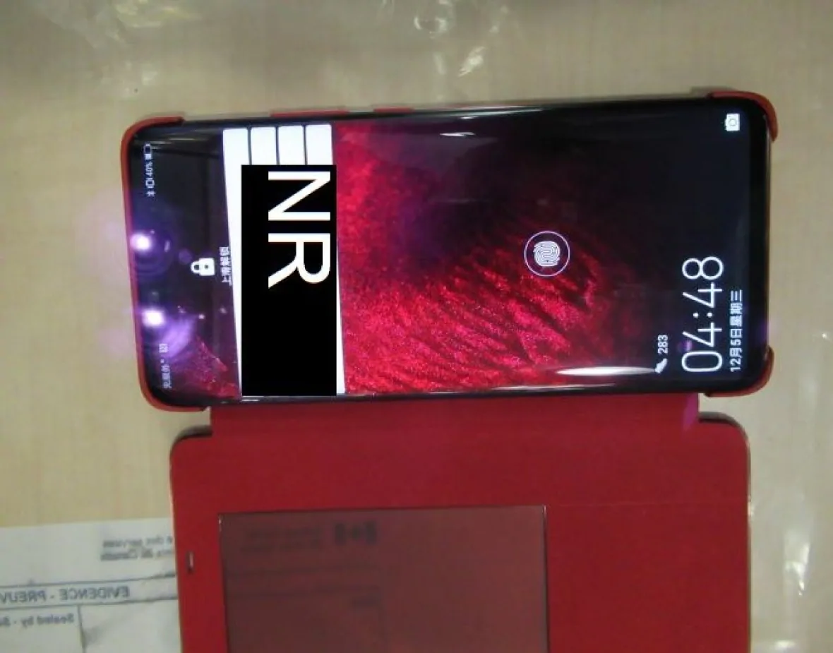 Manh Van Chau cong chua Huawei sap ra toa Canada anh 2