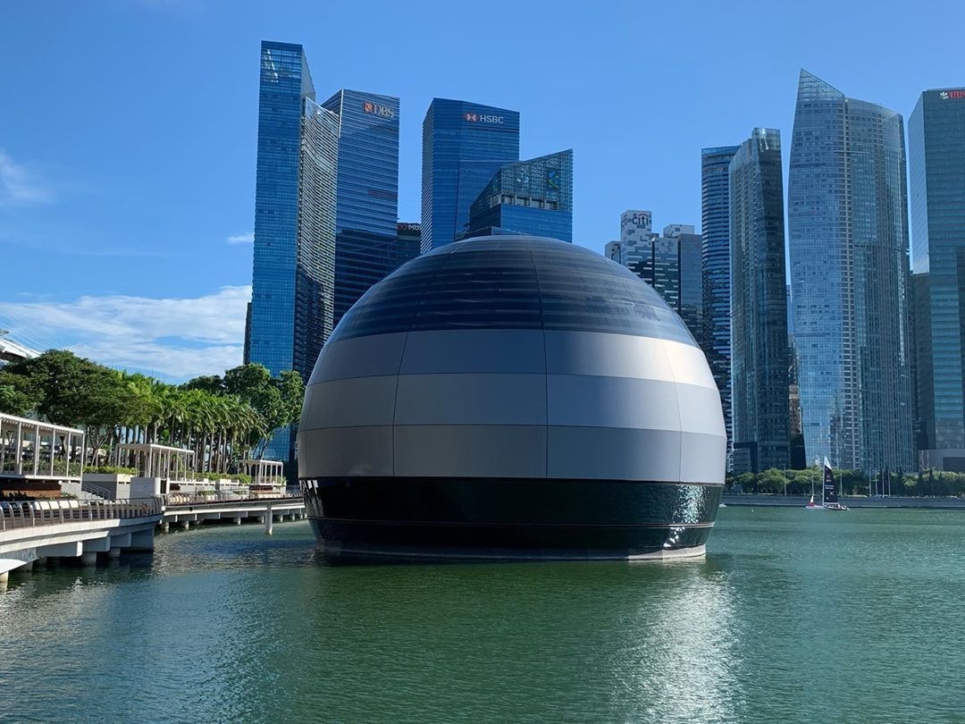 Apple Store noi tren nuoc tai Marina Bay Singapore anh 4