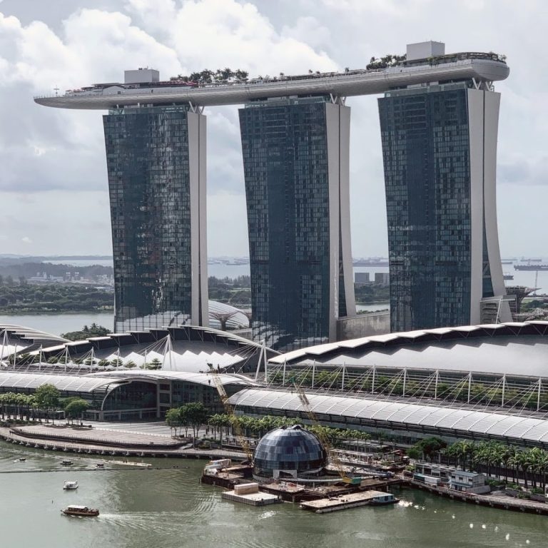 Apple Store nổi trên nước tại Marina Bay Singapore ảnh 8 Apple Store noi tren nuoc tai Marina Bay Singapore anh 8