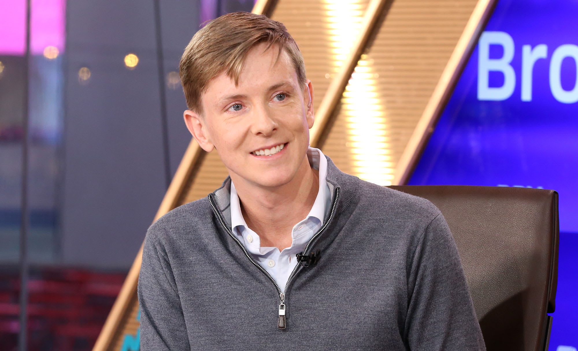 Dong sang lap cua Apple,  Microsoft,  Facebook anh 10