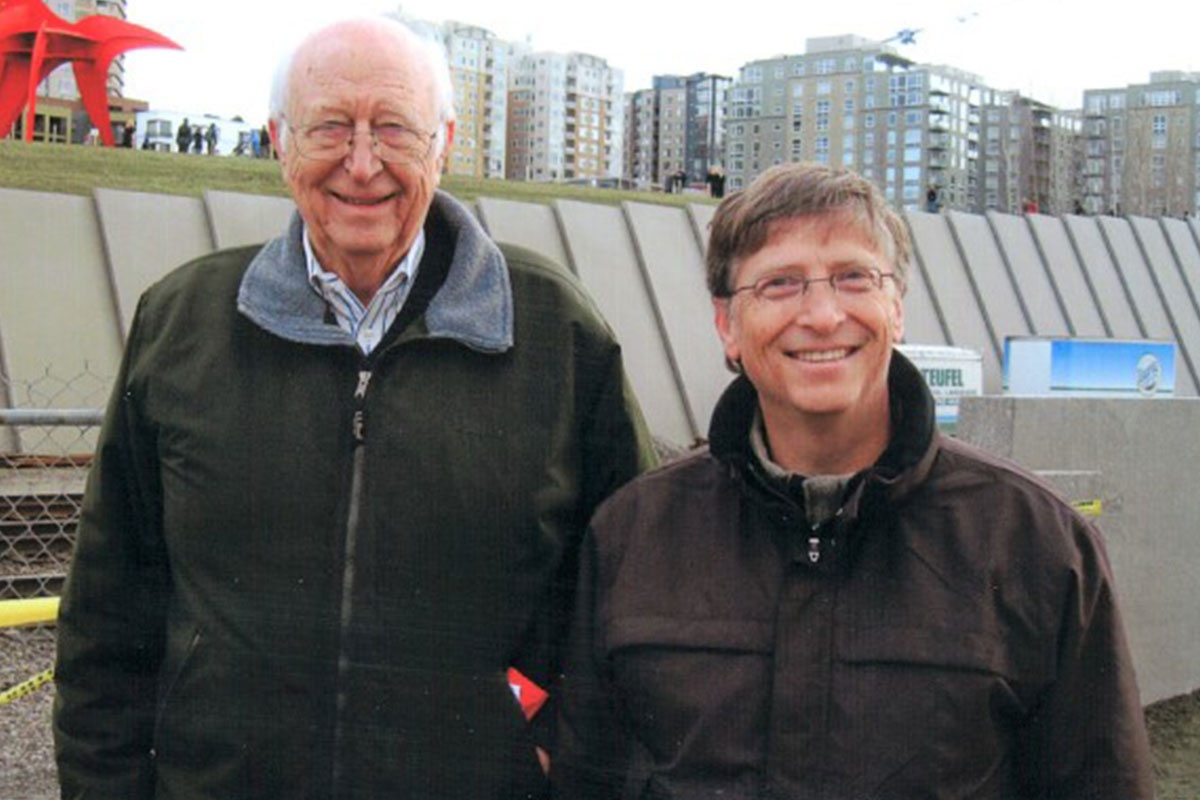 Dong tam su cua Bill Gates ve nguoi cha qua co hinh anh