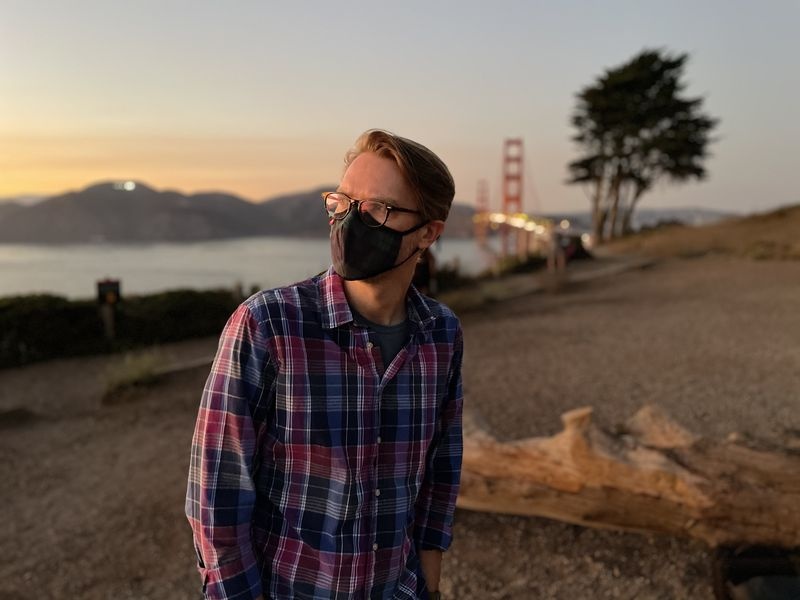 Danh gia iPhone 12 tu bao quoc te anh 7