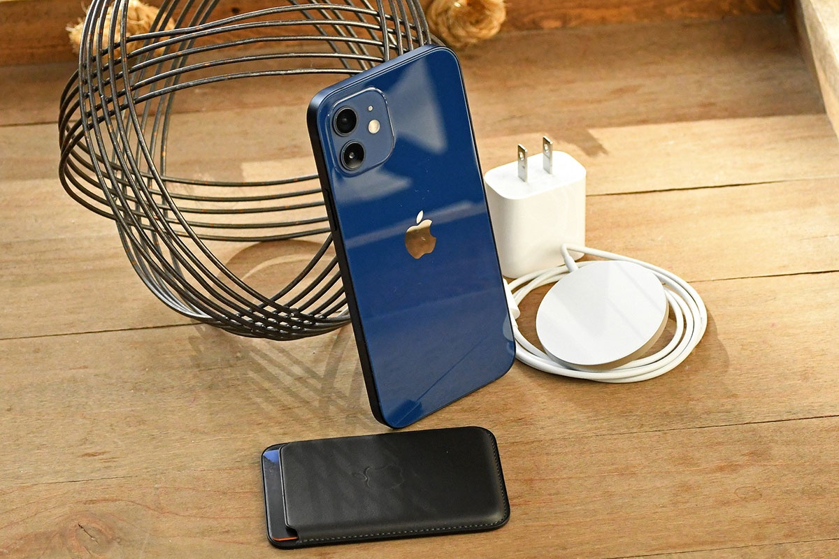 Cach chon sac cho iPhone 12 hinh anh