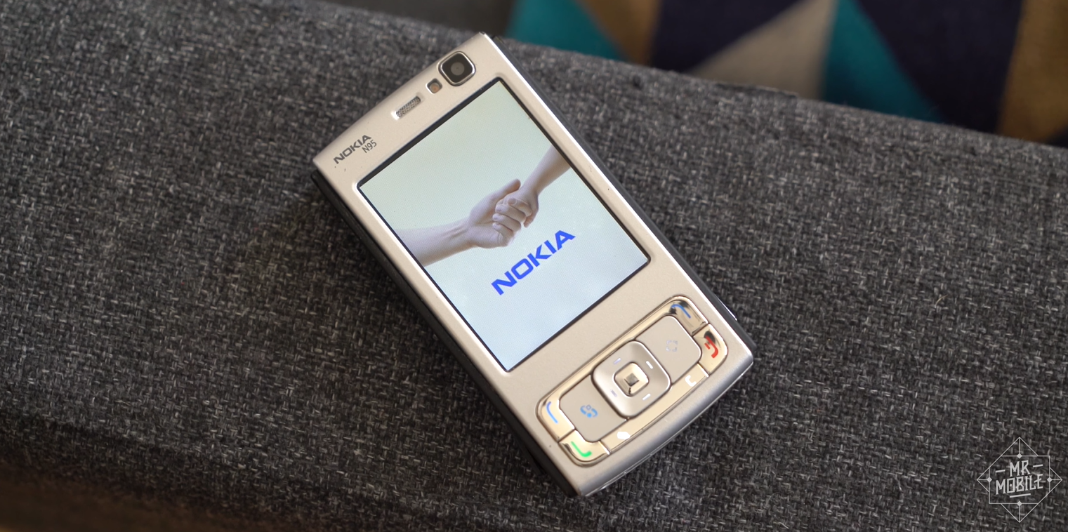 Nhin lai doi thu cua iPhone doi dau anh 1