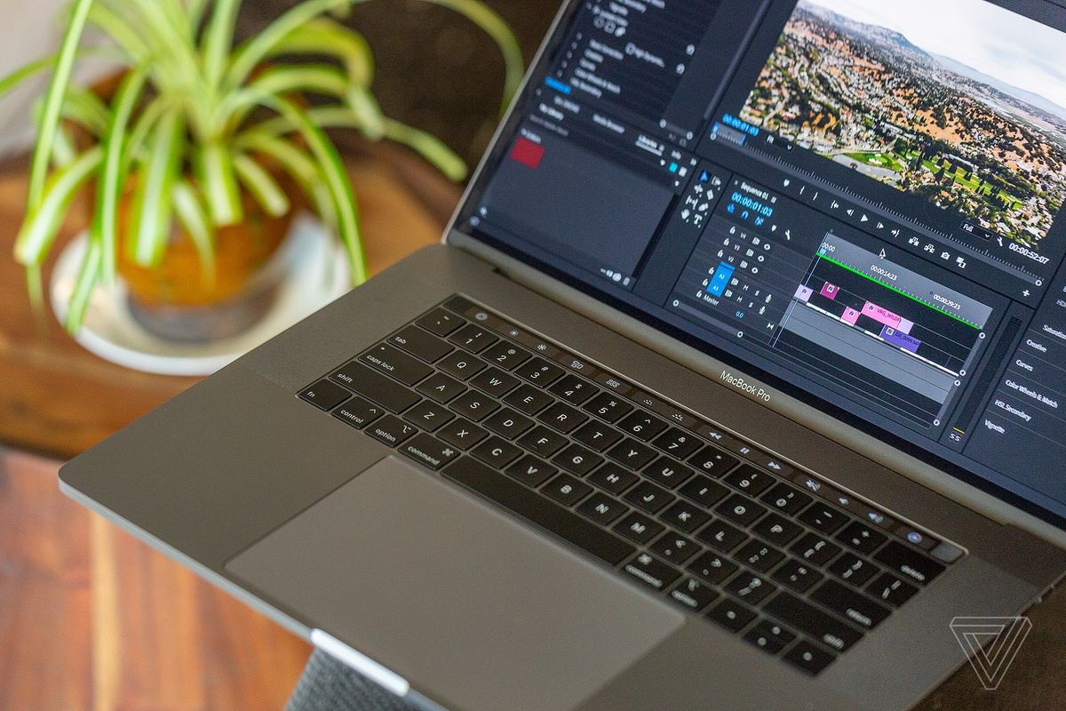 Nhung dong MacBook nen va khong nen mua 2020 anh 6