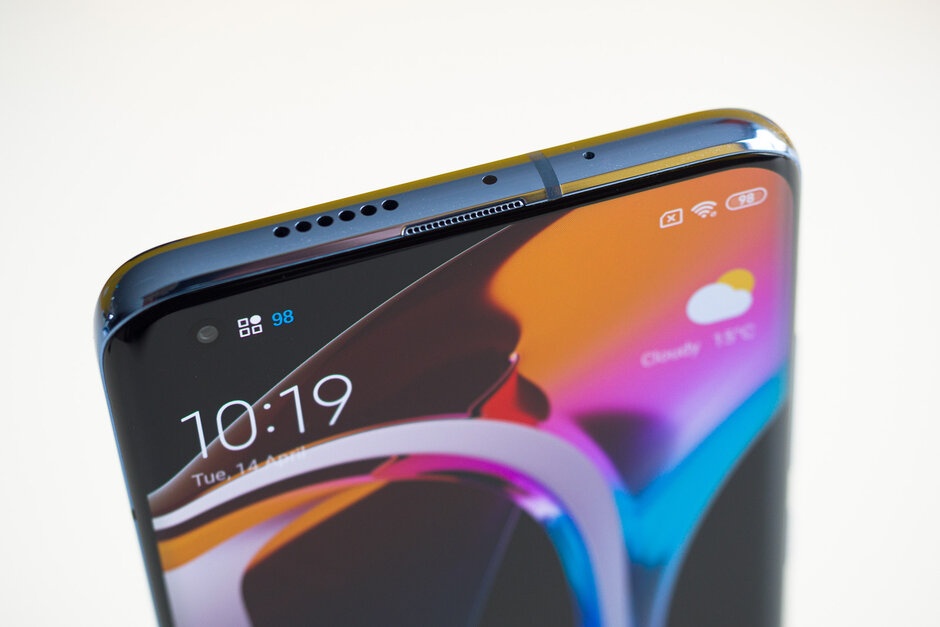 Thi phan smartphone Xiaomi vuot Apple hinh anh