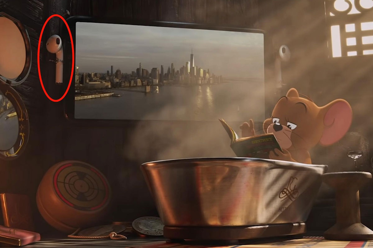 AirPods, smartphone xuat hien trong trailer ‘Tom & Jerry’ hinh anh