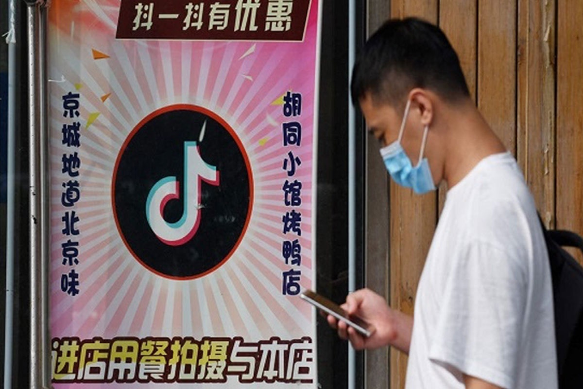 Hanh vi gay tranh cai cua TikTok hinh anh