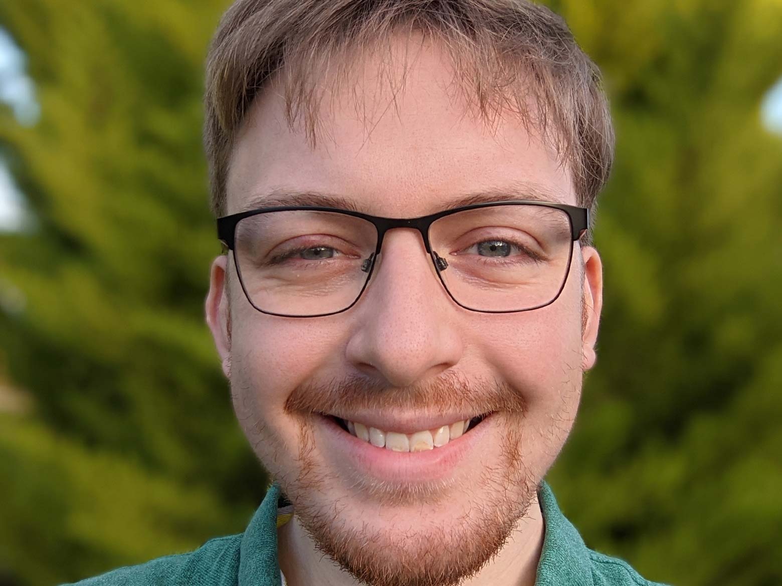 Can canh smartphone co camera duoi man hinh cua ZTE anh 7