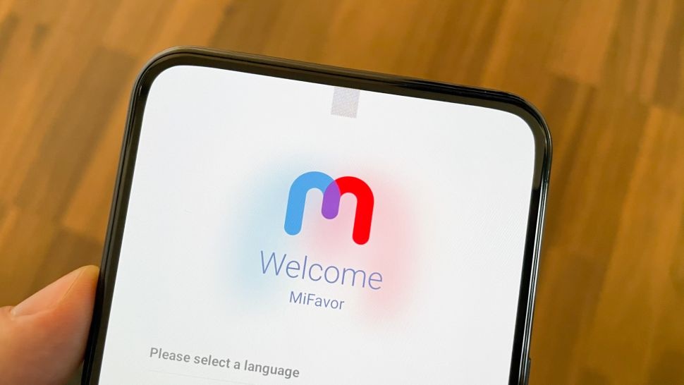 Can canh smartphone co camera duoi man hinh cua ZTE anh 15