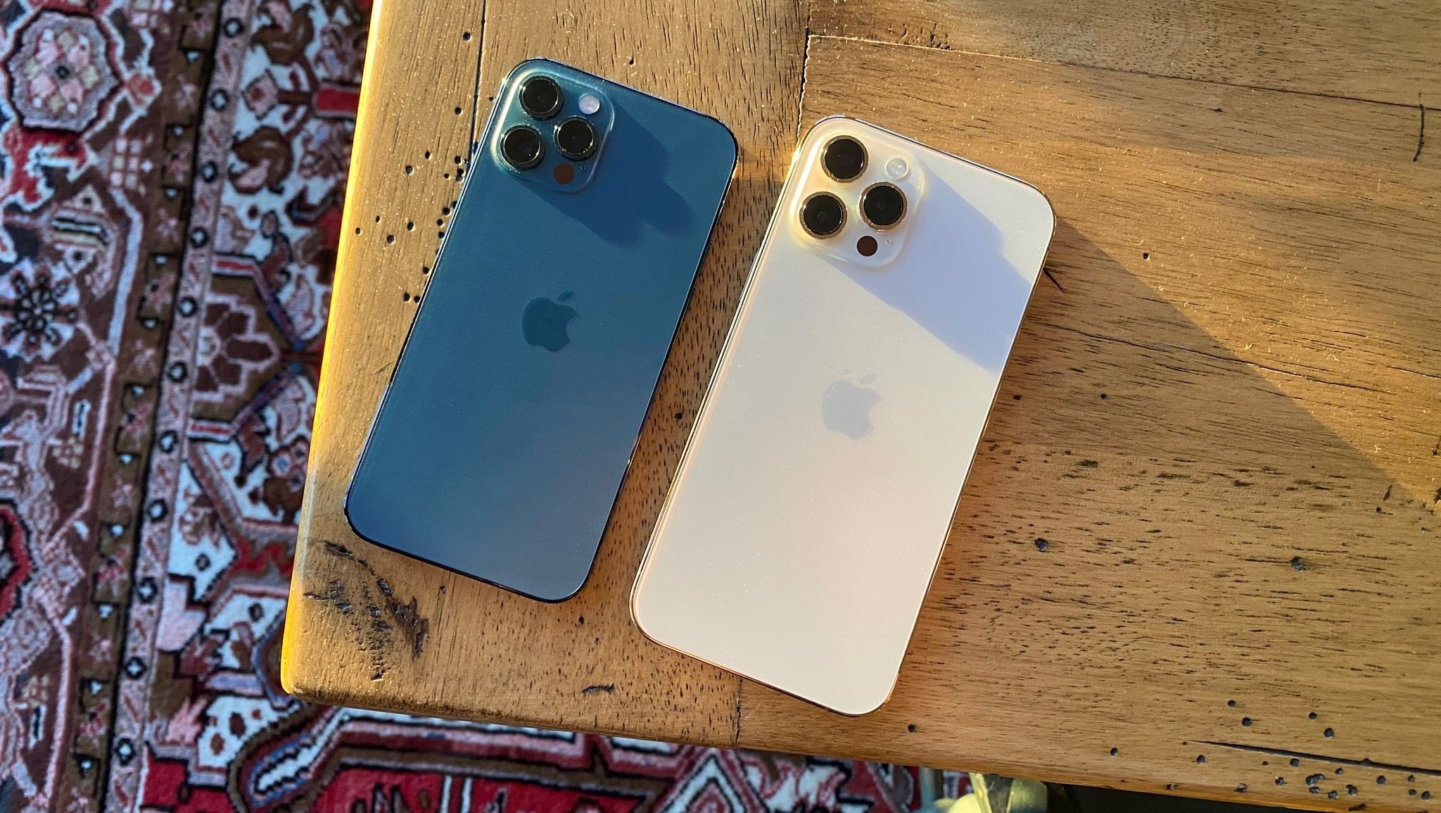 iPhone 12 ban chay anh 3