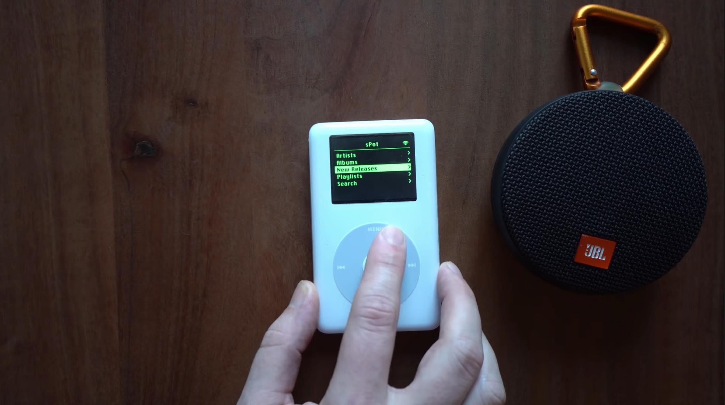 Do Wi-Fi cho iPod classic anh 1