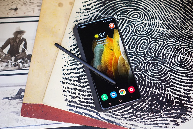 2/3 dan so the gioi dang dung smartphone hinh anh