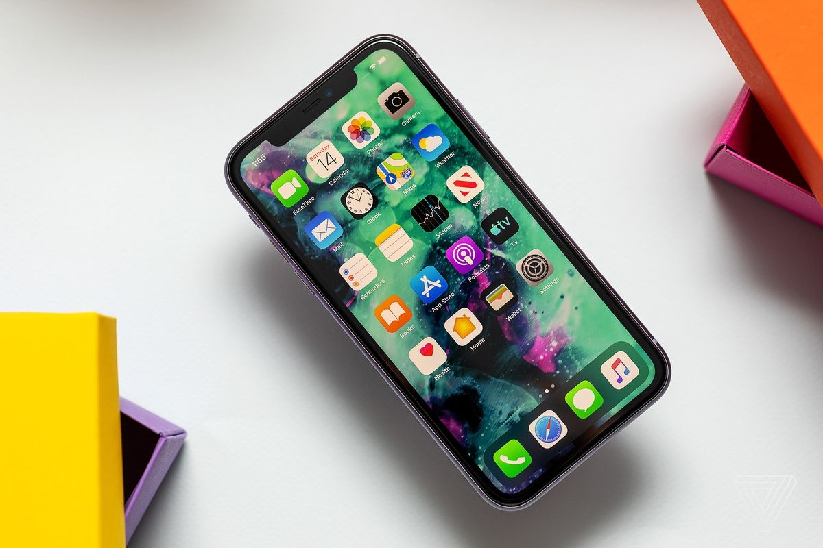 iPhone 11 la smartphone ban chay nhat nam qua hinh anh