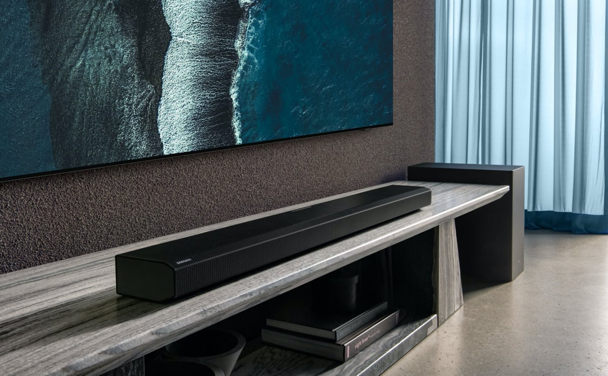 Loa thanh Samsung doi 2021 anh 1