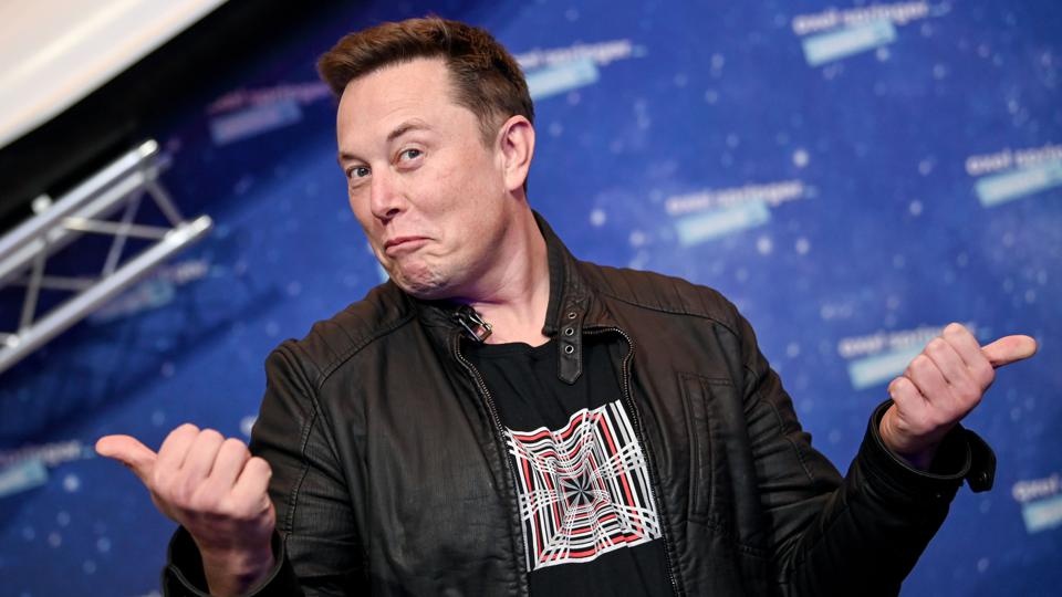 Cach kiem tien moi cua Elon Musk hinh anh