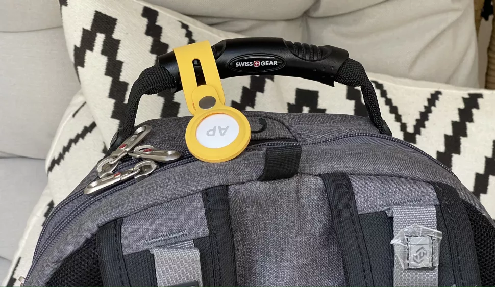 Tren tay Apple AirTag anh 11