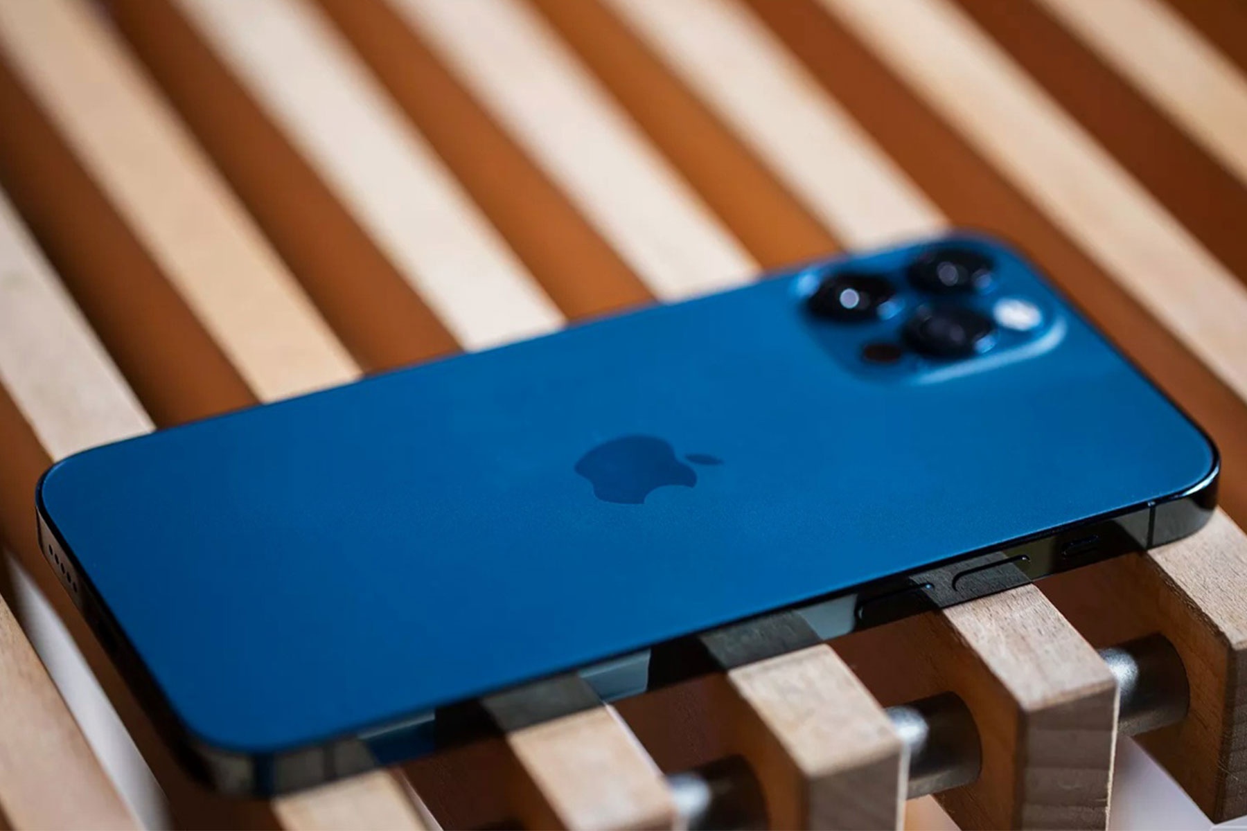 Apple thay doi chinh sach bao hanh tai Viet Nam hinh anh