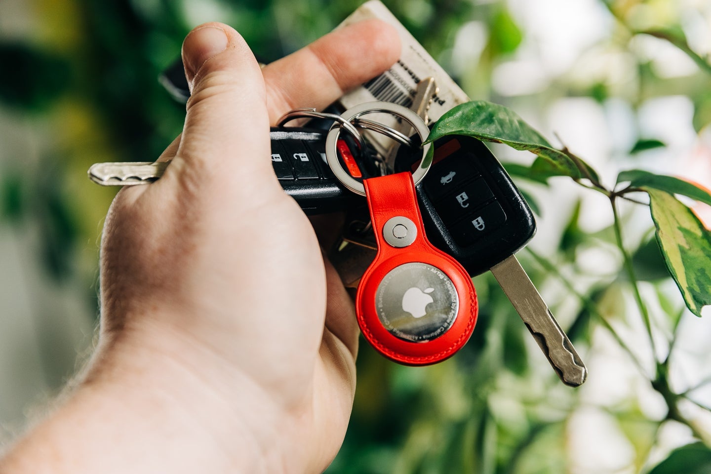 Nhung thu co the tim voi Apple AirTag hinh anh