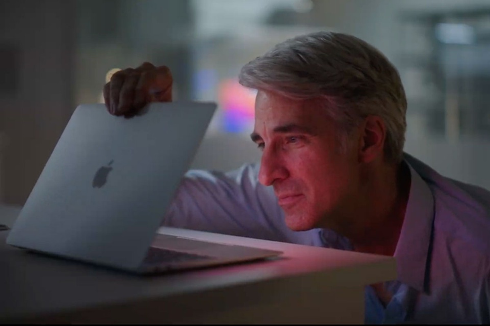 Sep Apple thua nhan diem yeu cua MacBook hinh anh