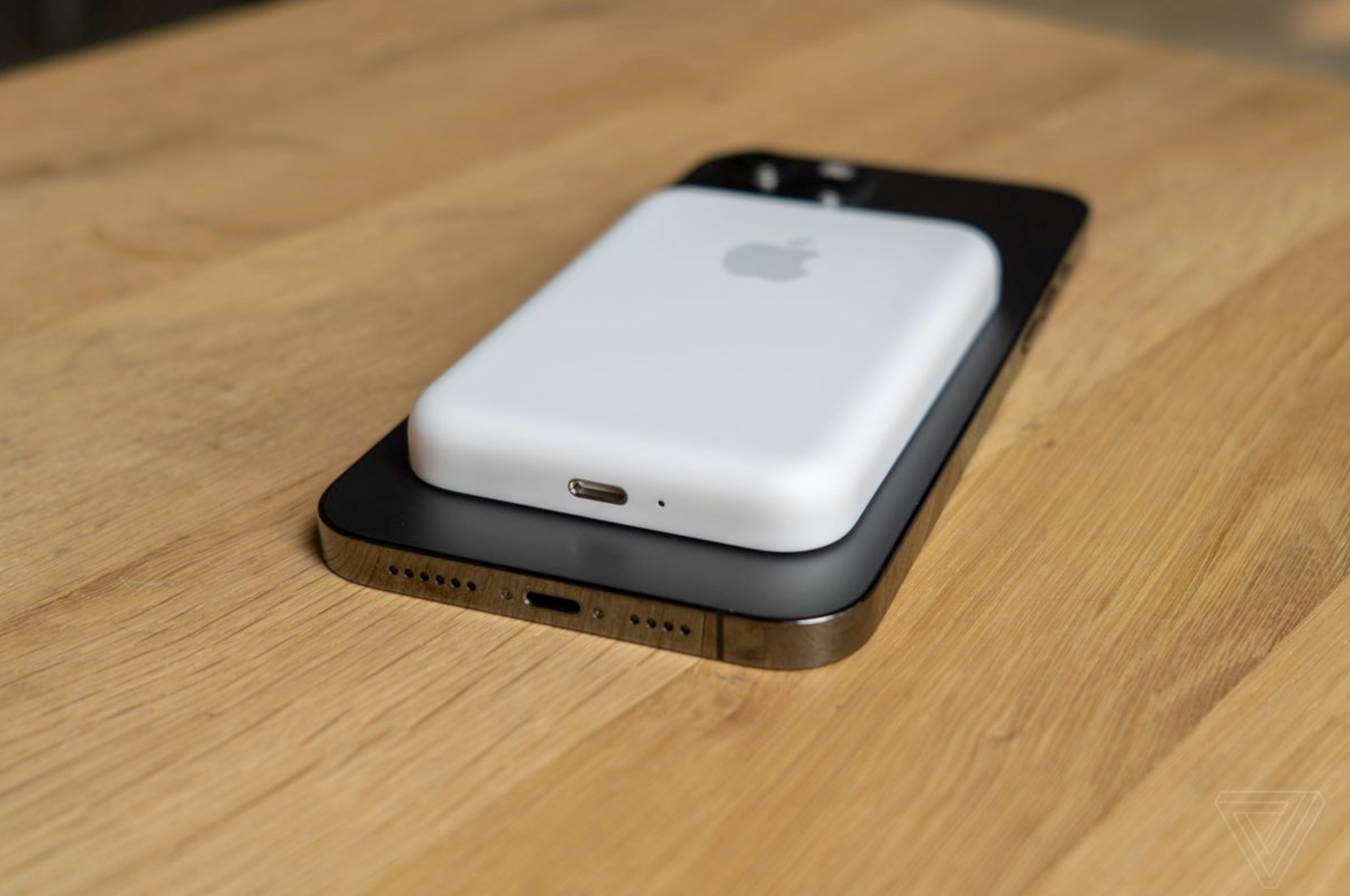 iPhone 15 se su dung cong USB-C anh 4