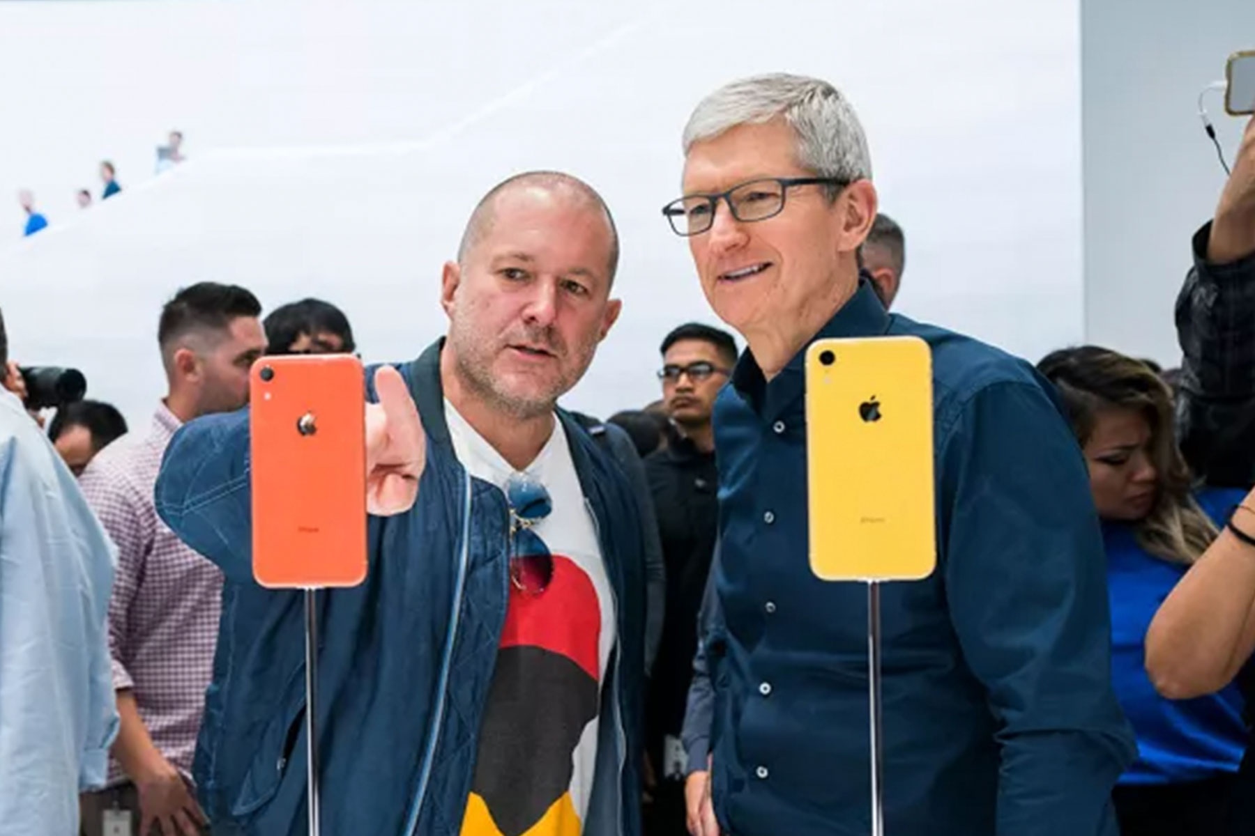 Nhung thiet ke an tuong cua huyen thoai Jony Ive o Apple hinh anh