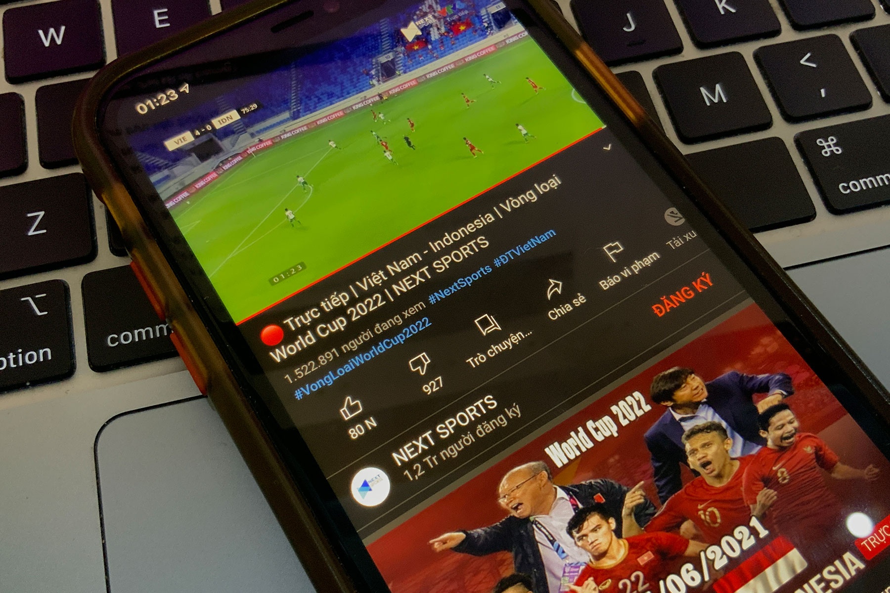 So nguoi xem tran Viet Nam - Indonesia gap doi su kien Apple toan cau hinh anh