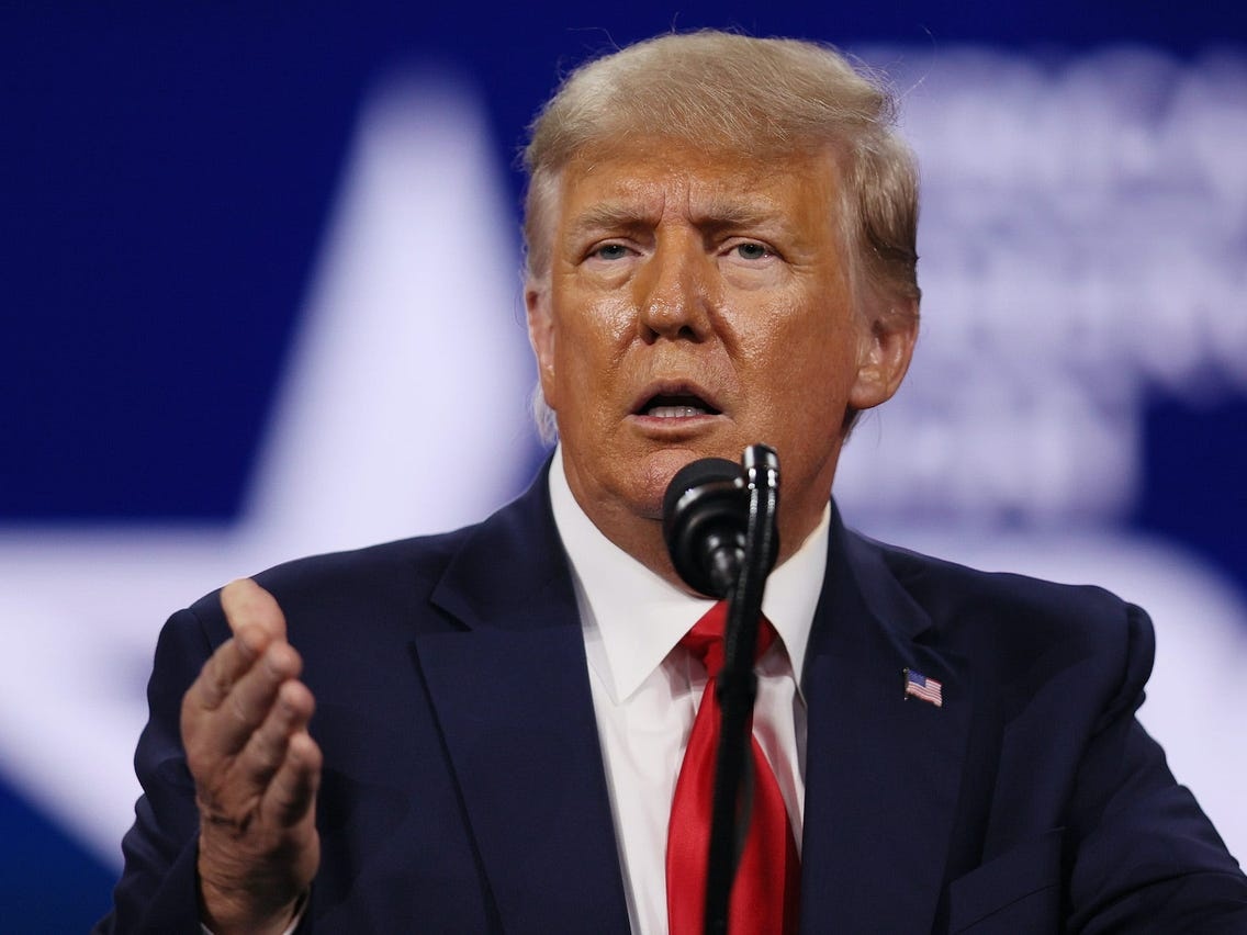 Ong Trump chi trich Bitcoin 'nhu tro lua dao' hinh anh