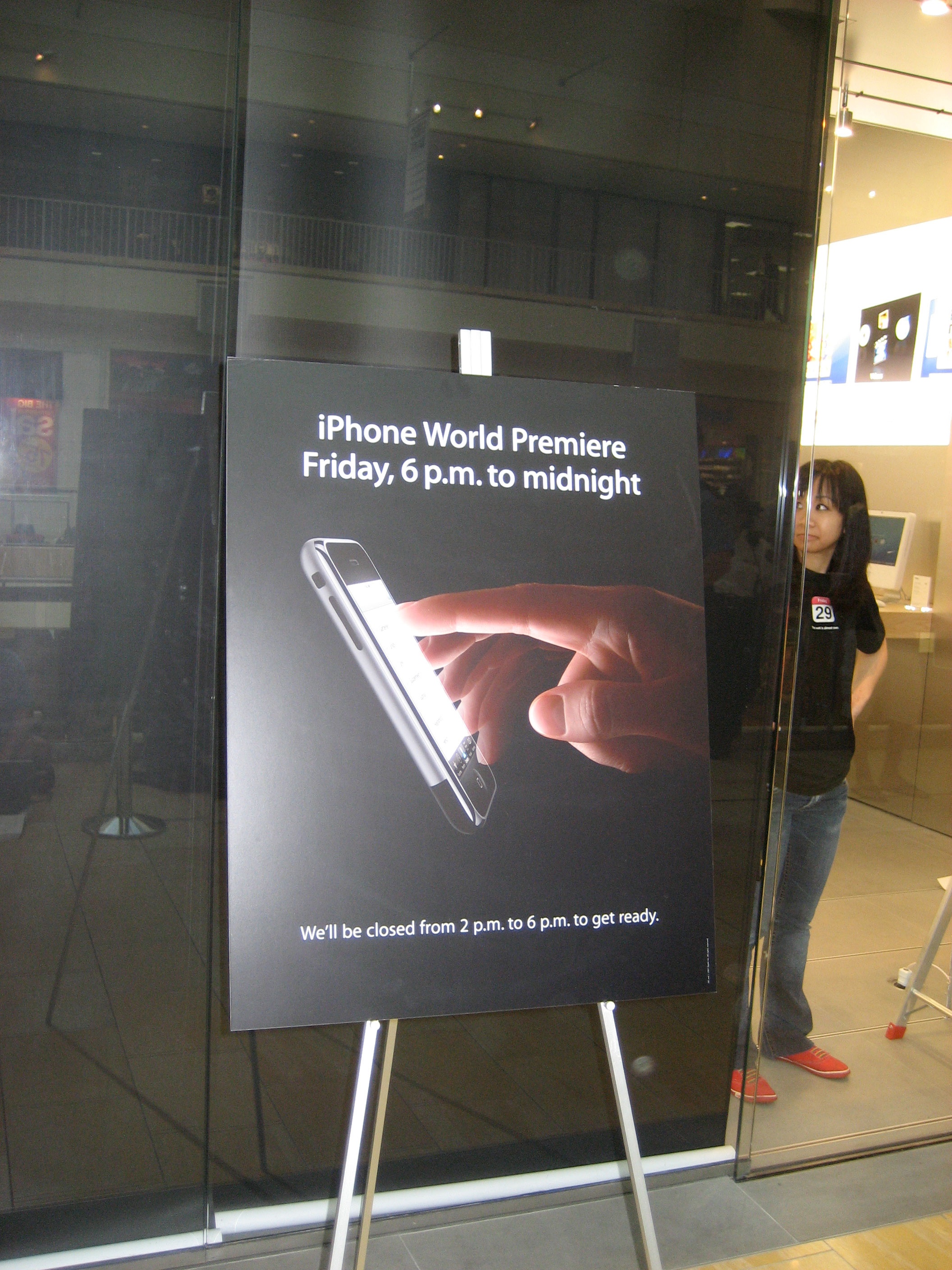 Hinh anh mo ban iPhone 2007 anh 1