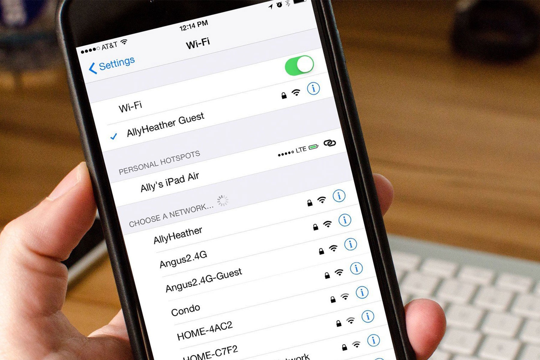 Co them ky tu la lam hong Wi-Fi tren iPhone hinh anh