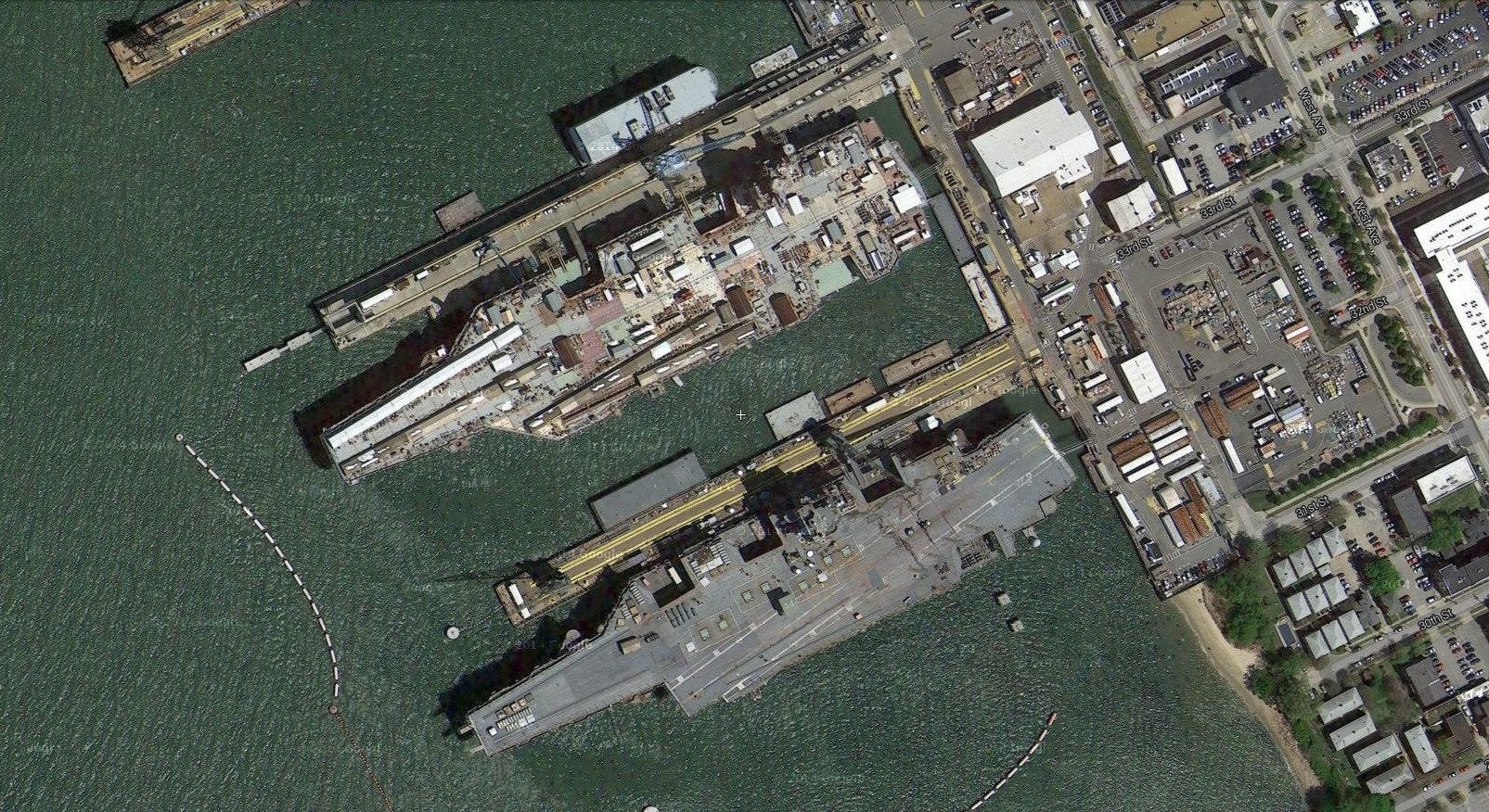 Tau san bay My anh 8