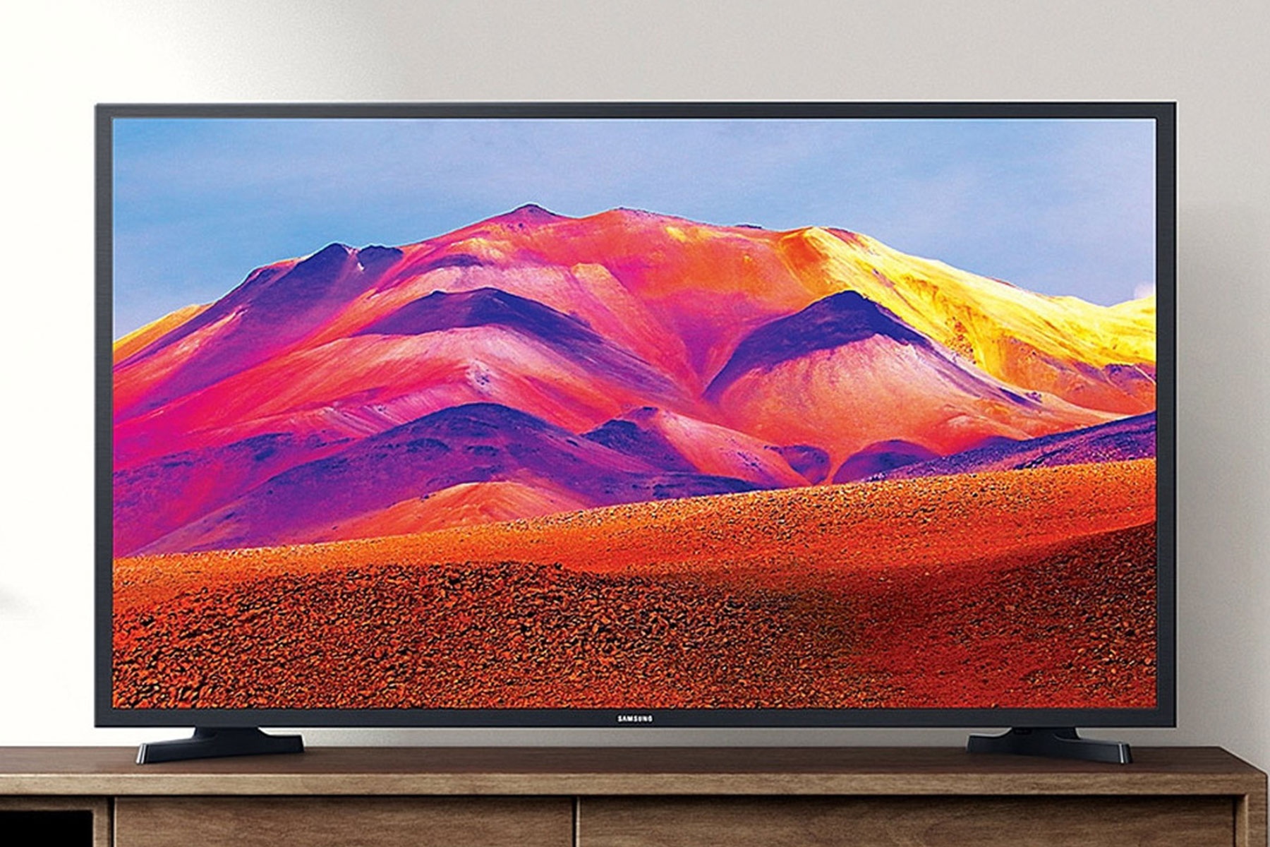 6 mau TV gia re dang mua hien nay hinh anh