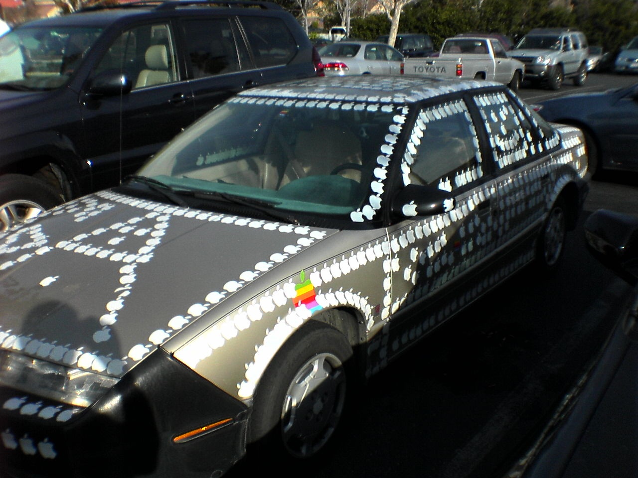 Ly do iPhone,  iPad kem mieng dan hinh qua tao anh 8