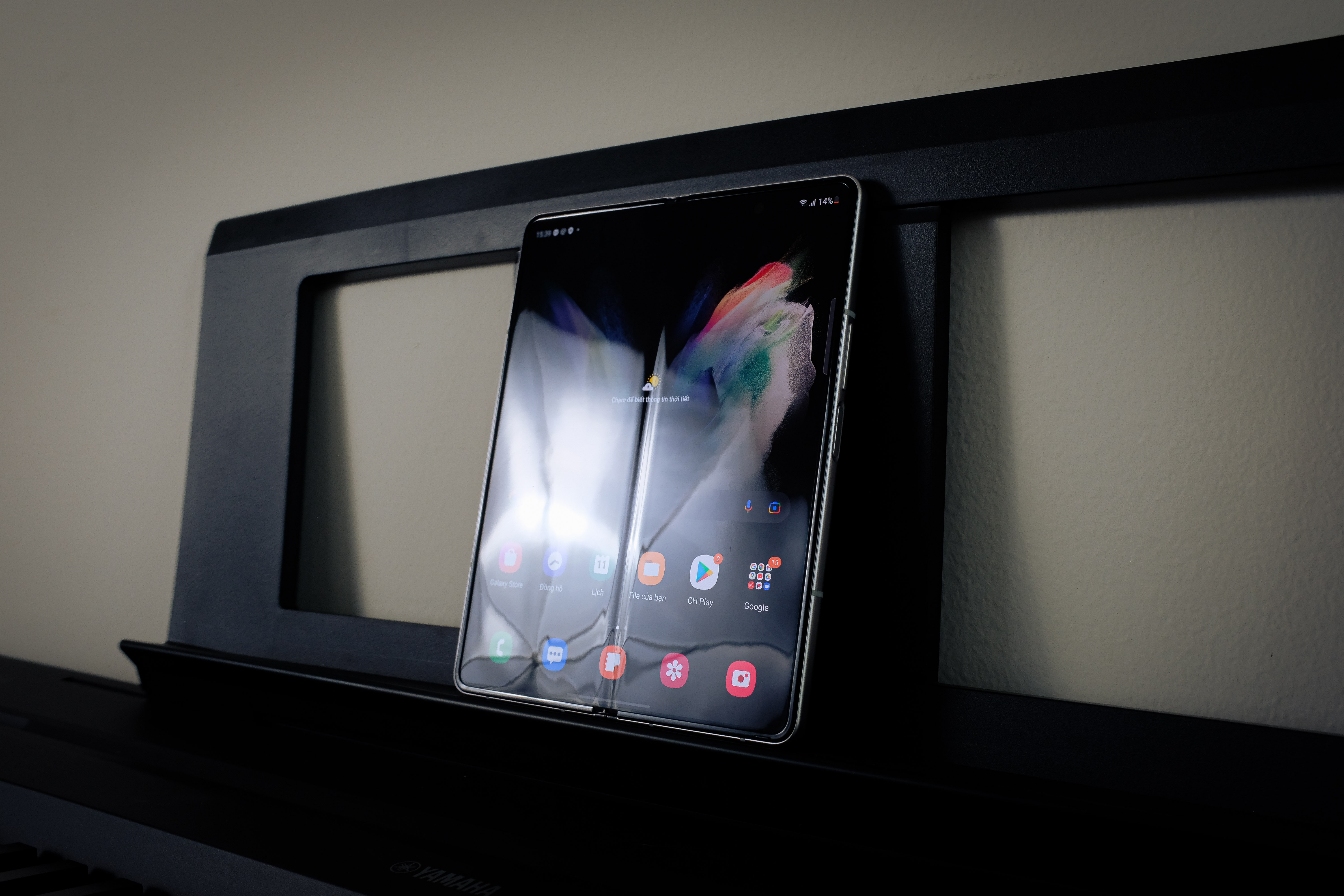 Tren tay Samsung Galaxy Z Fold3 anh 2