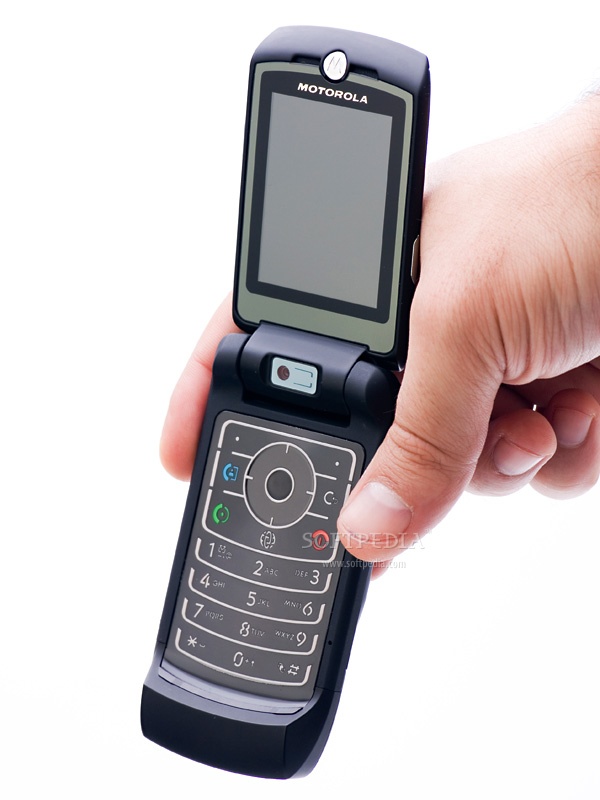 Nhung chiec dien thoai mang thuong hieu sieu xe anh 3