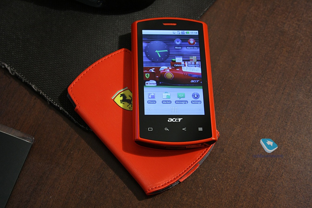 Nhung chiec dien thoai mang thuong hieu sieu xe anh 6