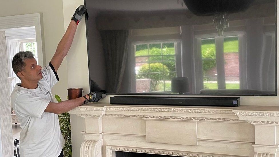 Doanh nhan Anh bi lua dao Bitcoin anh 2