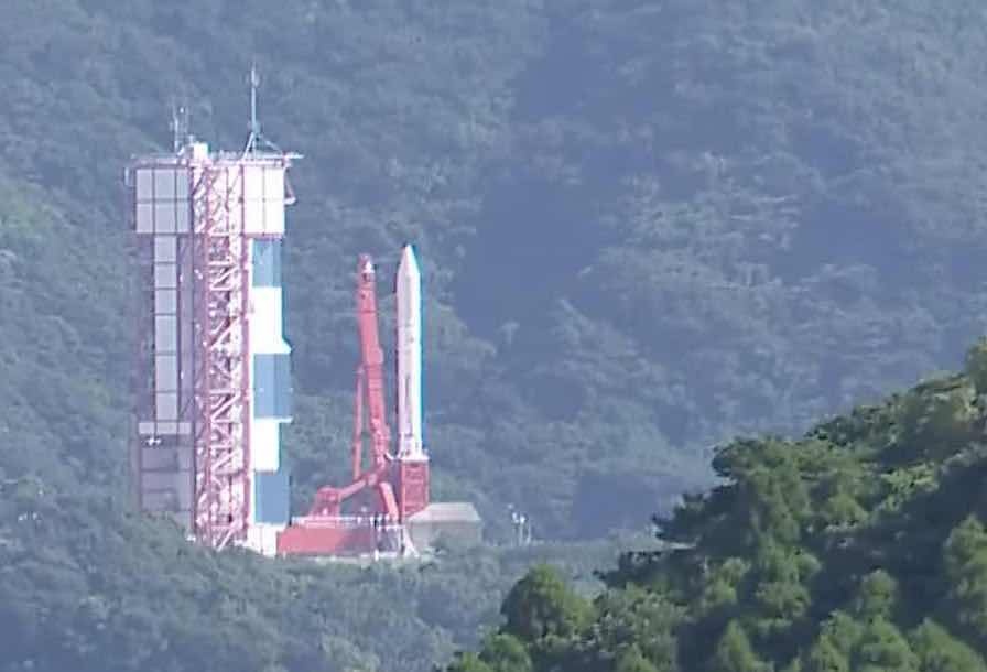 Ve tinh cua Viet Nam van chua the phong len quy dao vi thoi tiet xau hinh anh