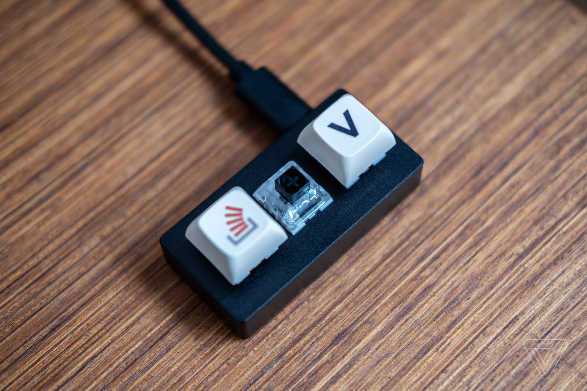 Ban phim may tinh Stack Overflow chi co 3 nut anh 6