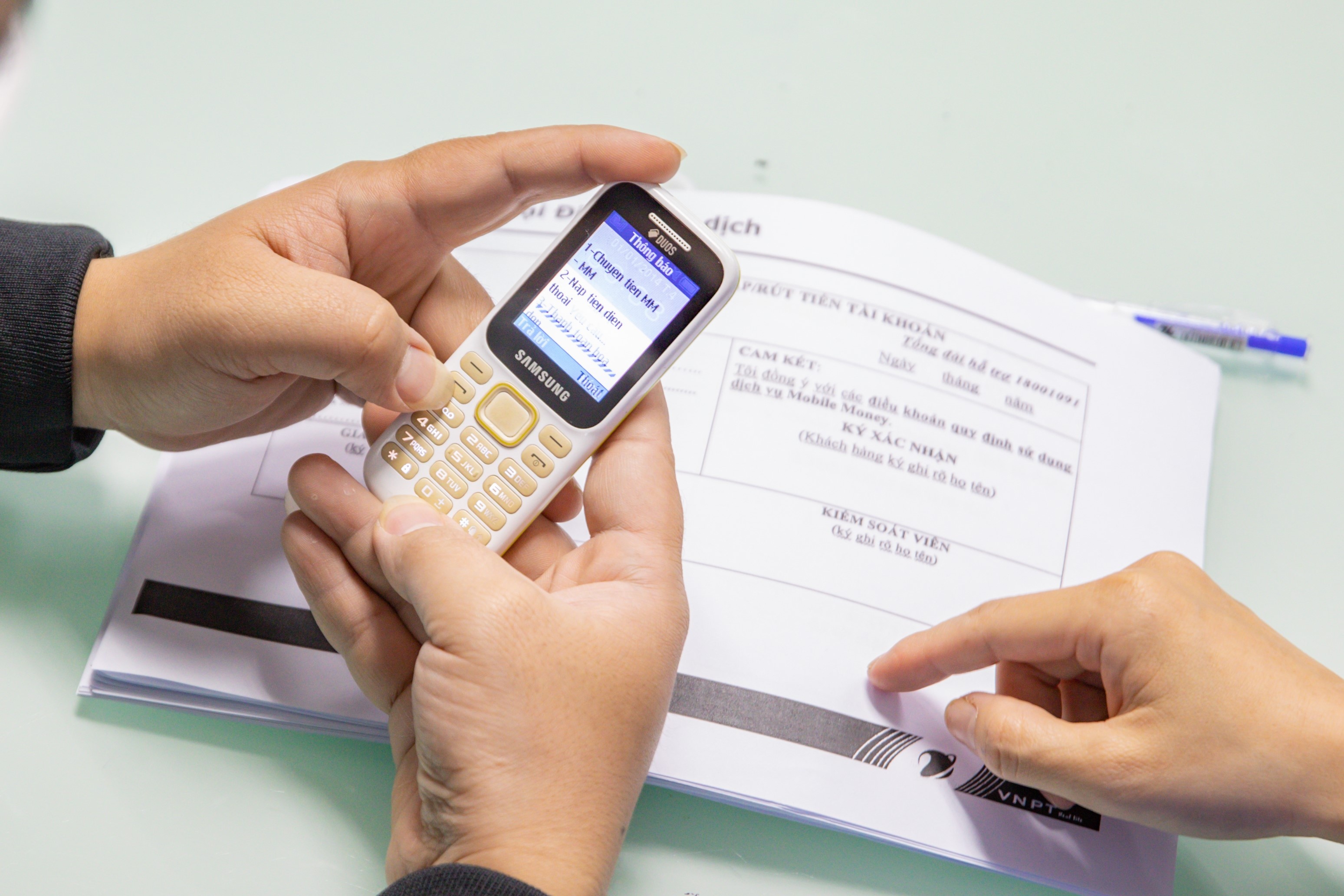 Da co the chuyen tien khong can tai khoan ngan hang hinh anh