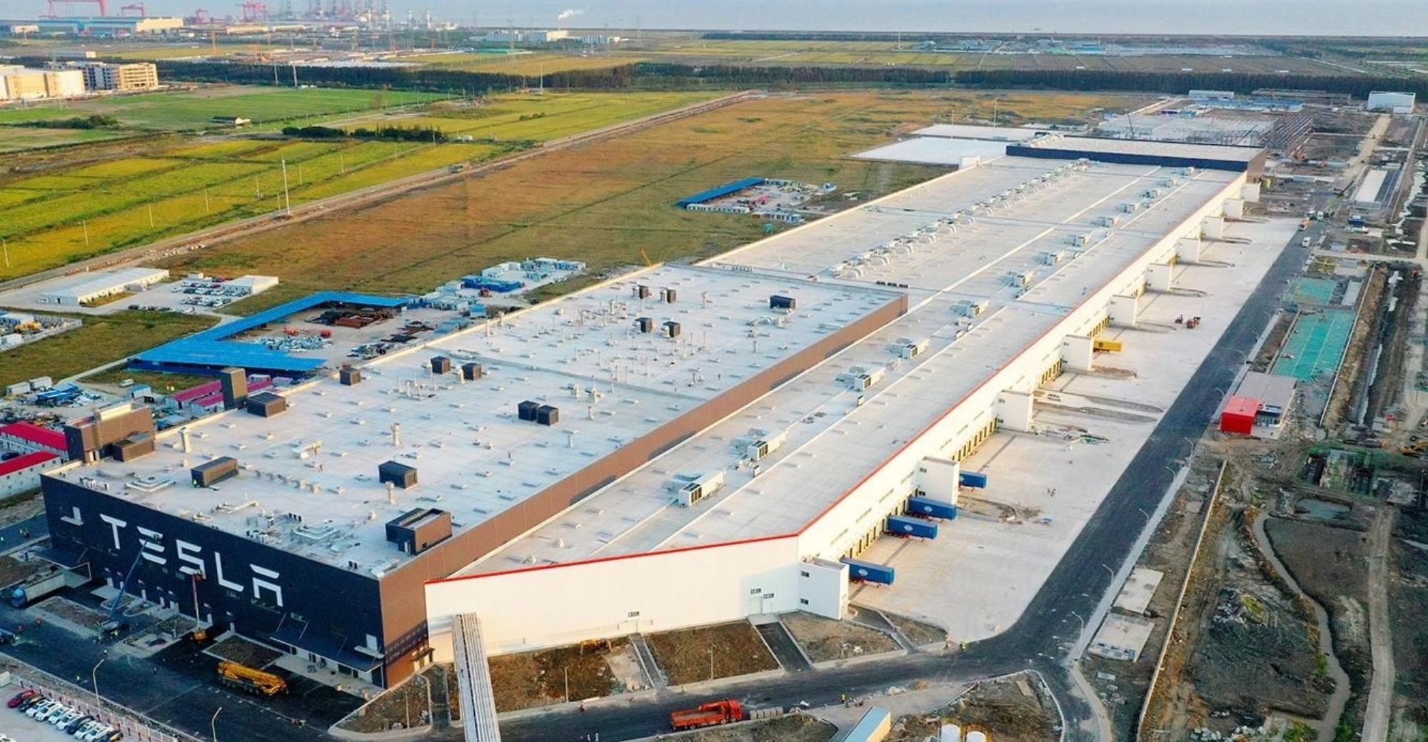 Ly do giup Tesla tru vung truoc khung hoang anh 3