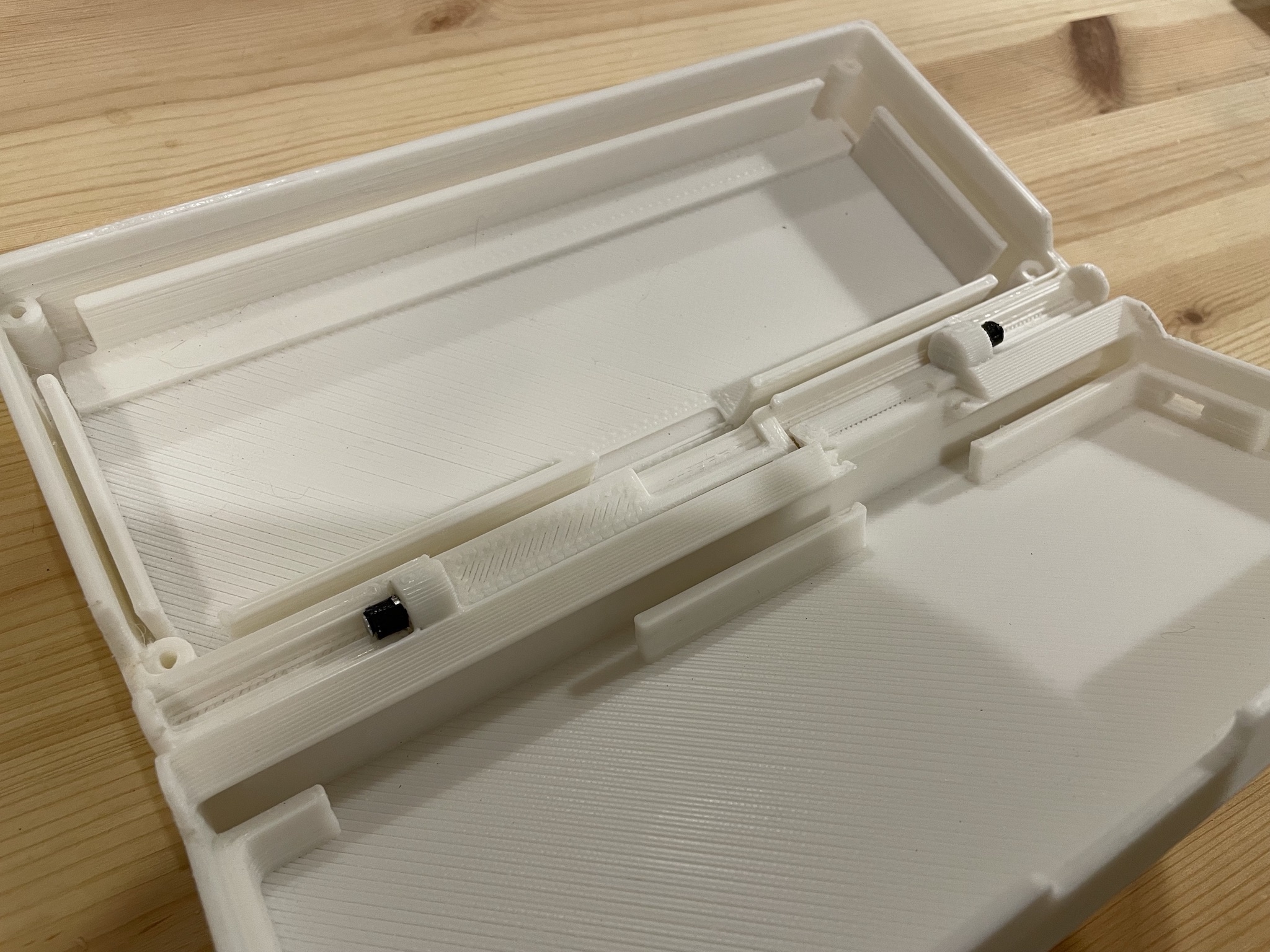 Lap trinh vien tu che laptop sieu nho anh 2