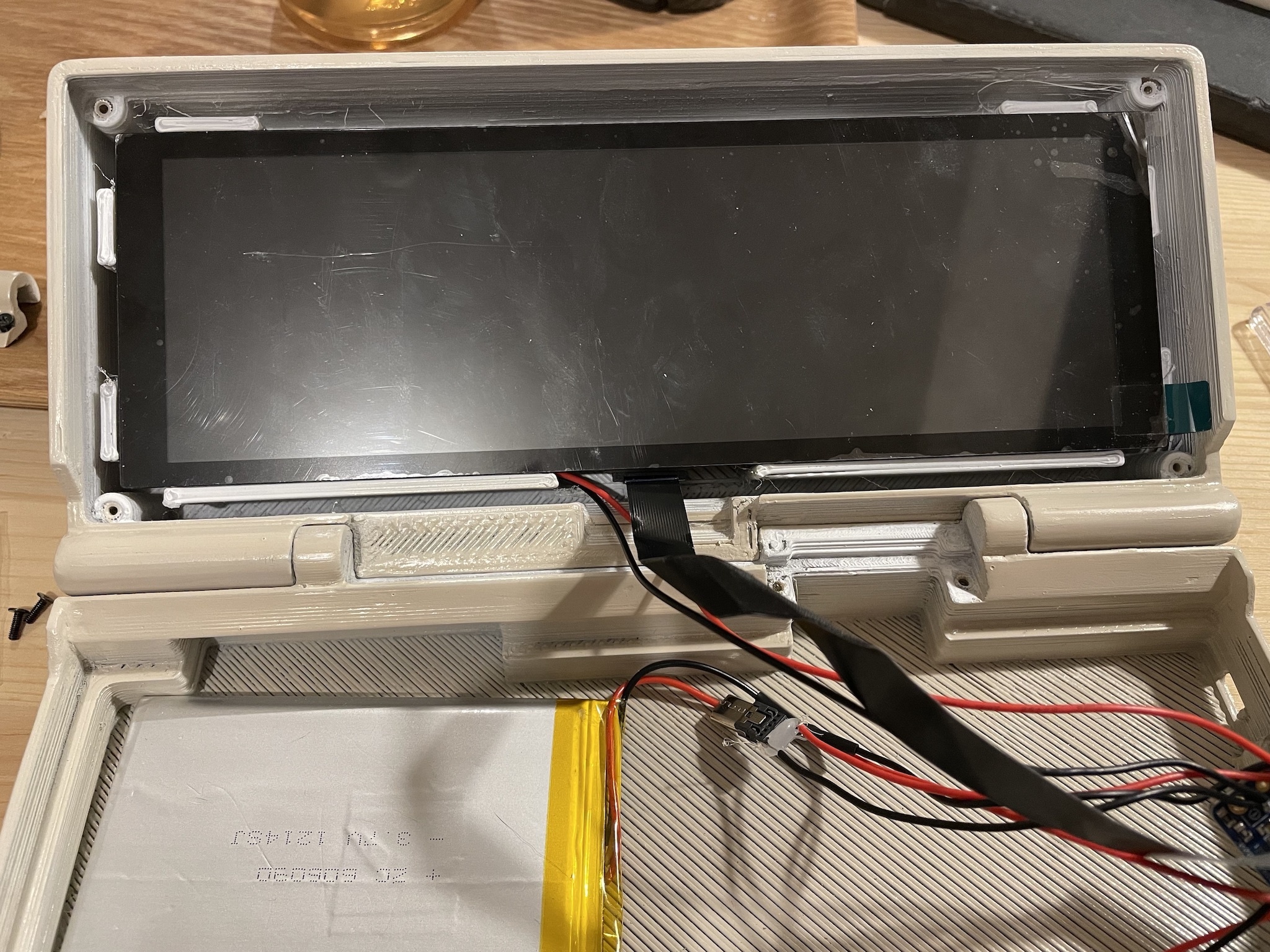 Lap trinh vien tu che laptop sieu nho anh 4