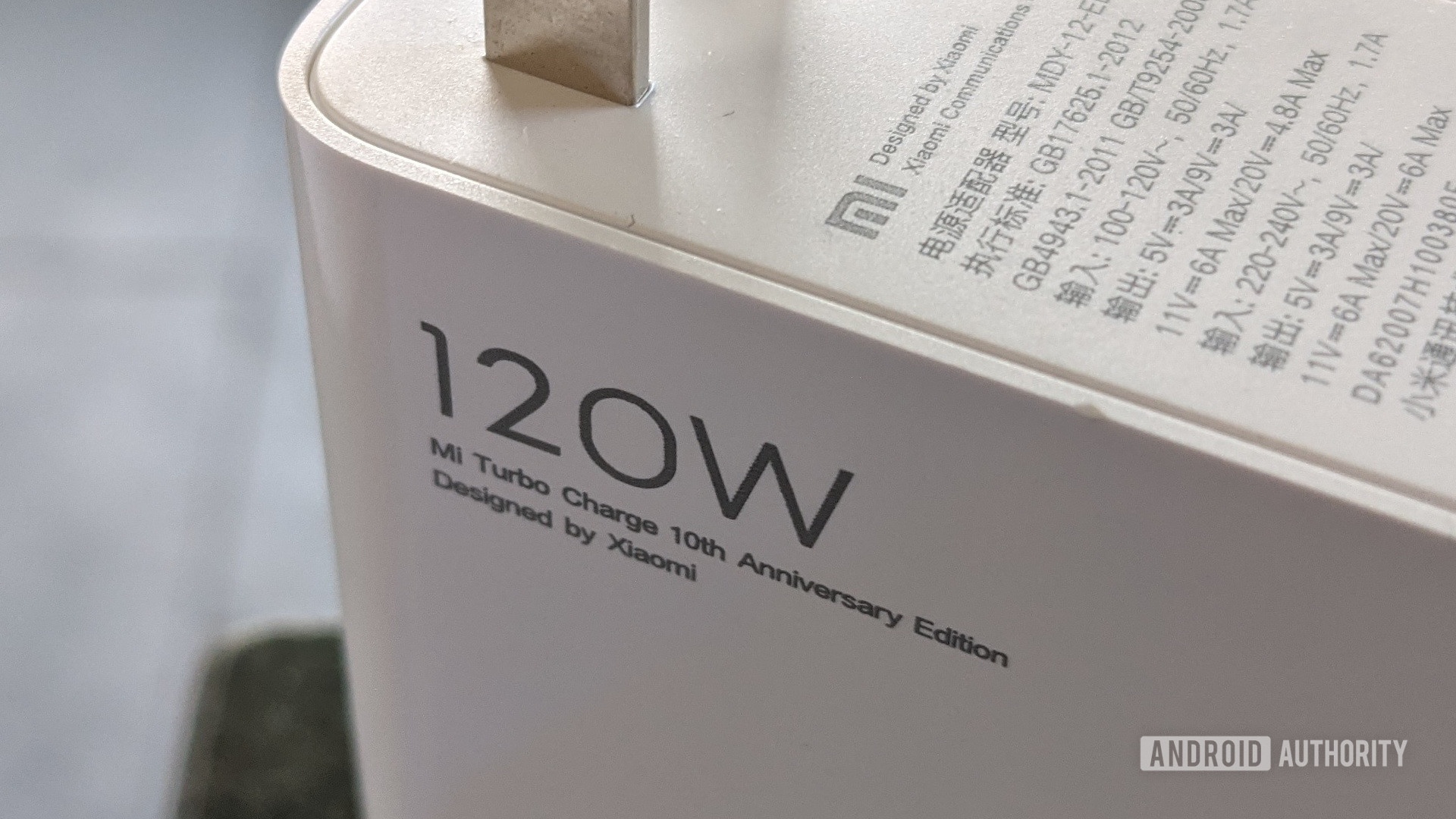 Cac hang dang 'thoi phong' thong so pin cua smartphone anh 2