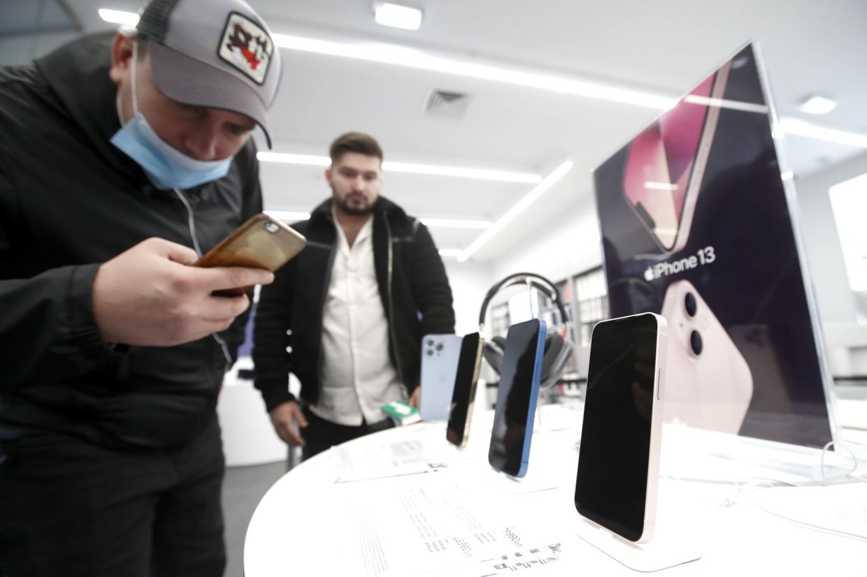 Apple ngung ban san pham tai Nga hinh anh