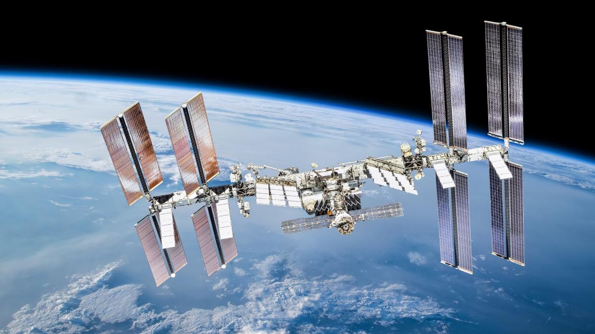 Nghia dia cua hon 270 tau vu tru anh 6