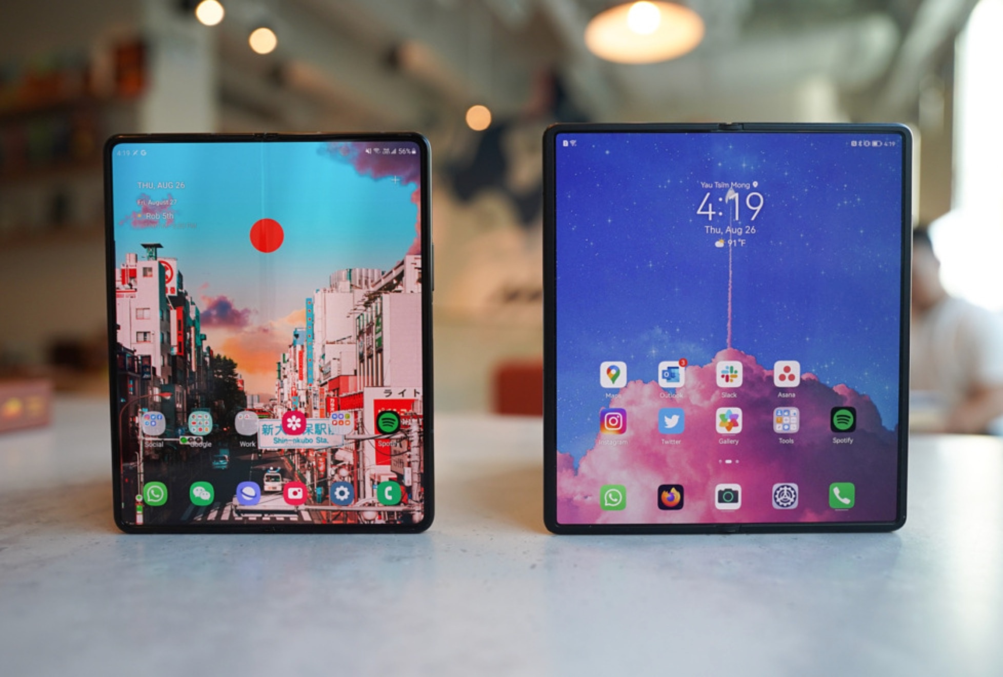 Galaxy Z Flip3 la smartphone gap ban chay nhat 2021 anh 2