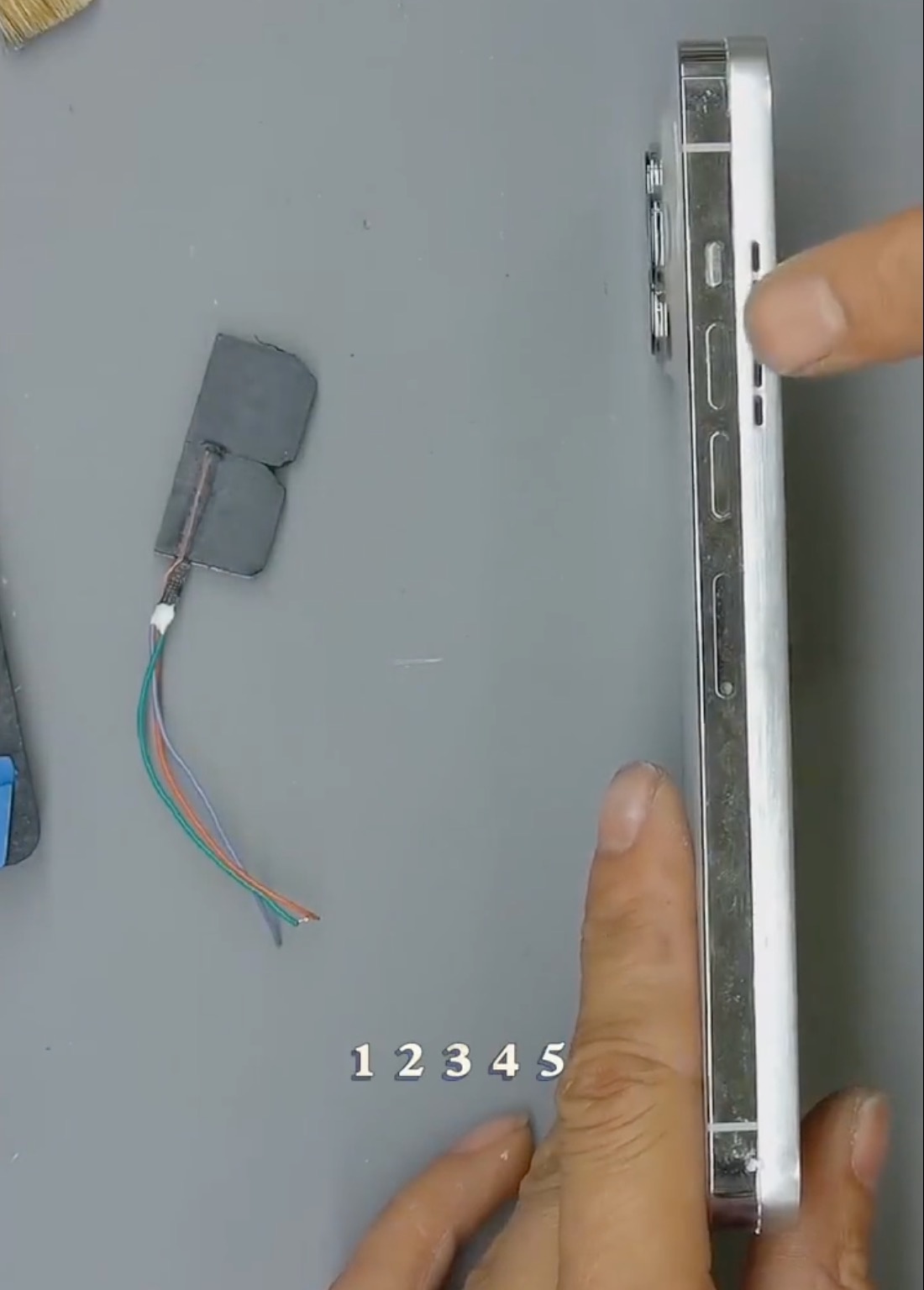 'Do' iPhone 13 Pro Max voi cong 3, 5 mm anh 5