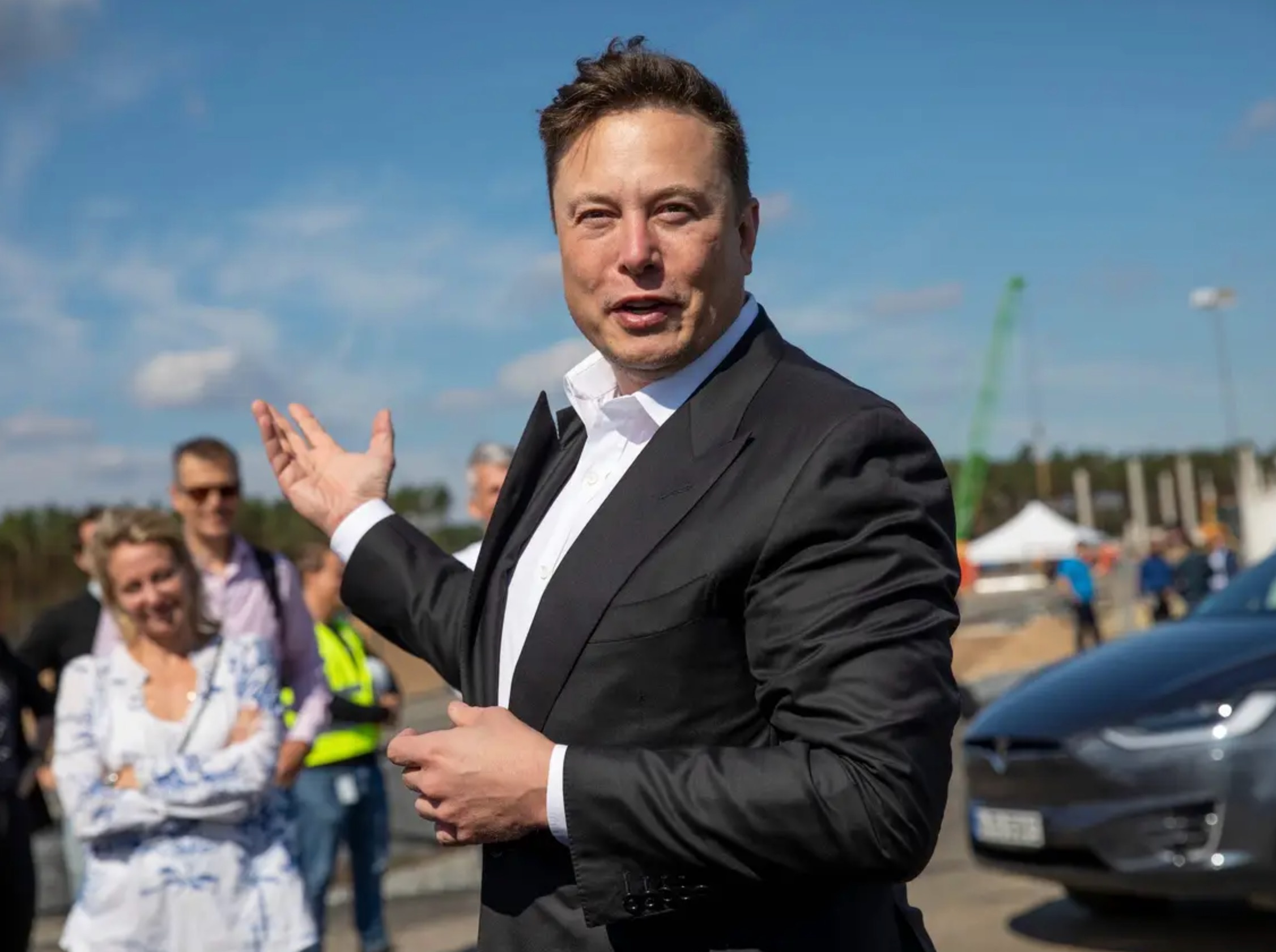 Elon Musk noi ve lam tu thien anh 1