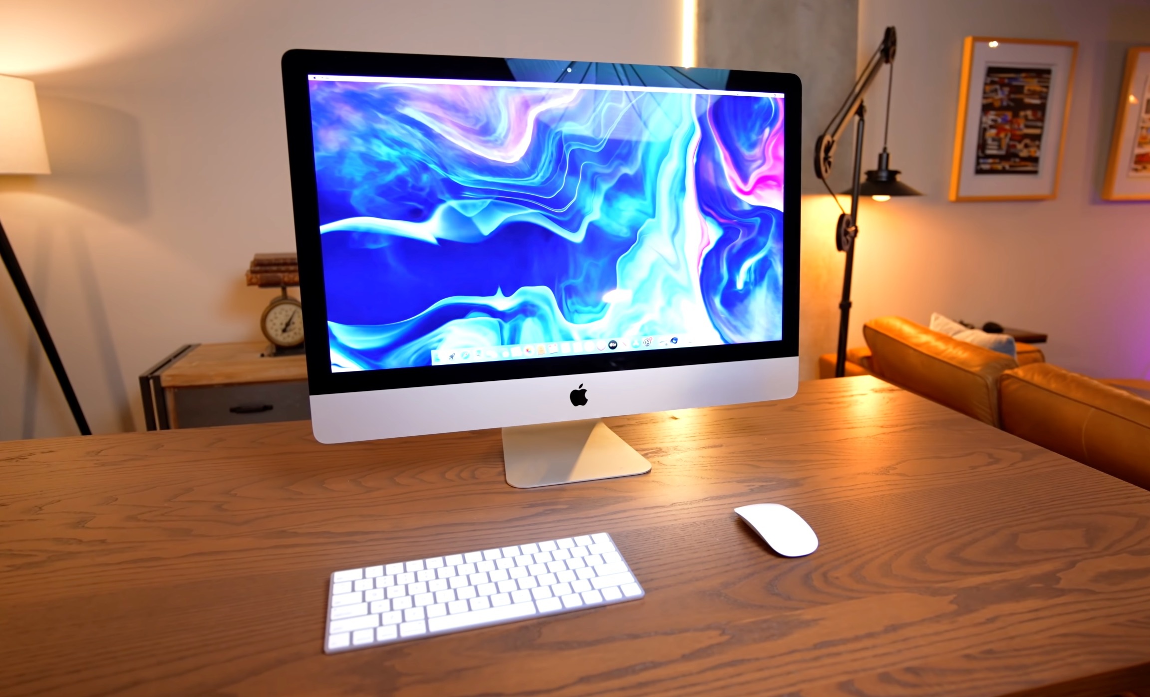 YouTuber nghi cach so huu 'Studio Display' voi gia 870 USD anh 1